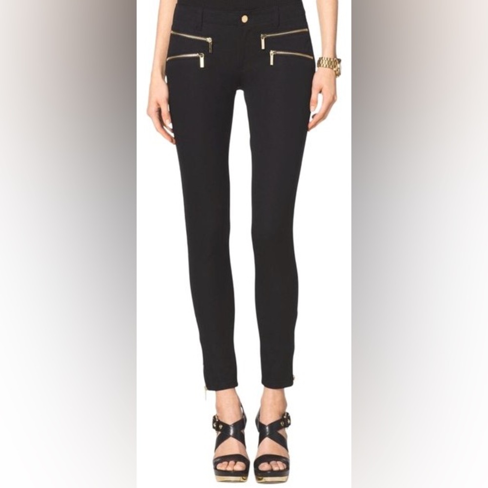 Micheal kors Black skinny pants zippered size 00 ( stretchy pants )